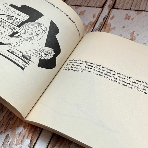 Checking ‘em out and sizing ‘em up: Joy Wilt - Picture 12 of 12